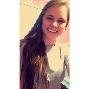 Meet your Posher, Cortney